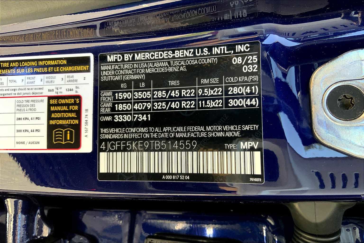 New 2026 Mercedes-Benz GLS 450 4MATIC image 25