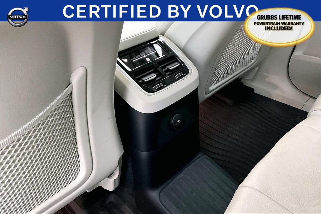 Used 2023 Volvo XC90 T8 Plus w/ Protection Package Premier AWD/4WD image 32