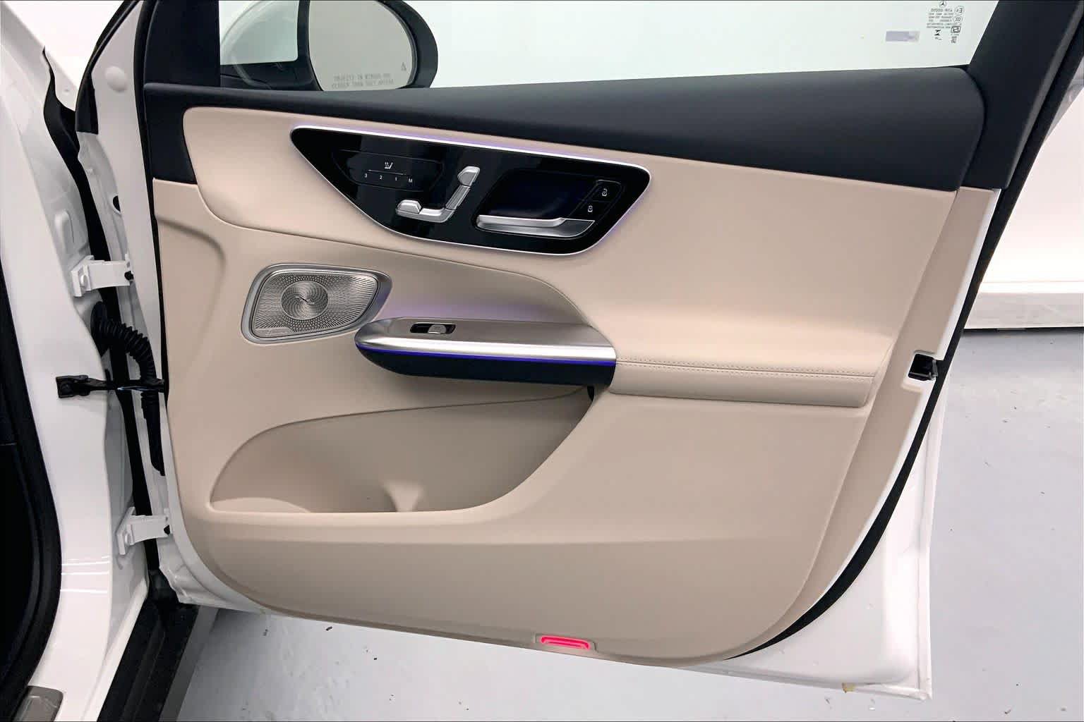 New 2027 Mercedes-Benz GLC 300 image 10