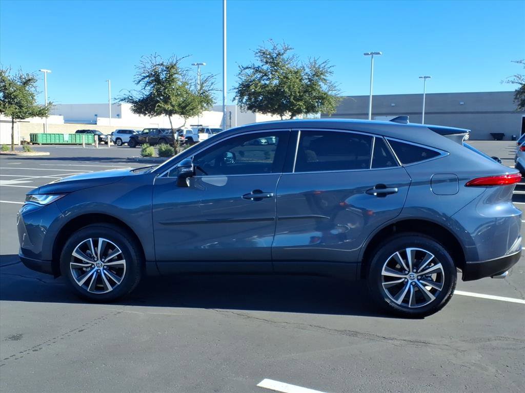 Certified 2023 Toyota Venza LE image 7