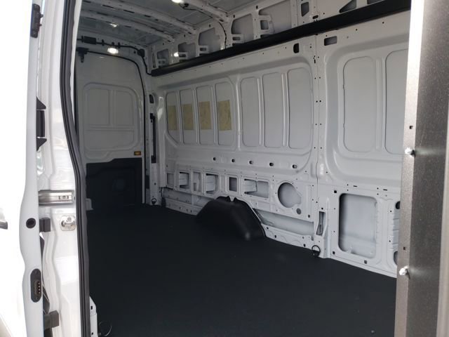 New 2026 Ford Transit 250 148 High Roof Extended image 25