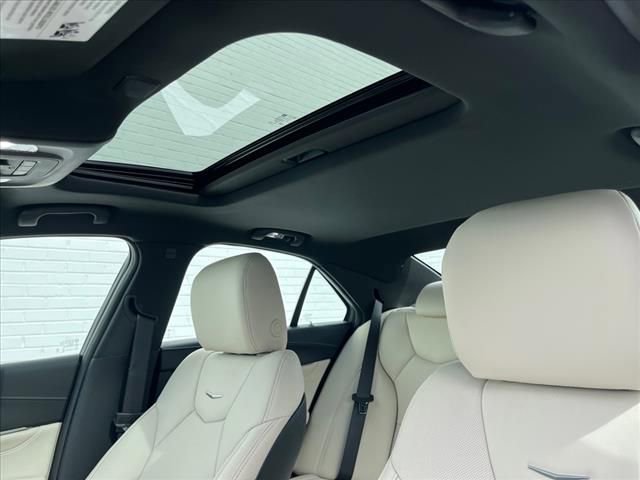 New 2025 Cadillac CT4 Premium Luxury image 7