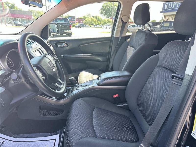 Used 2017 Dodge Journey SE FWD image 10