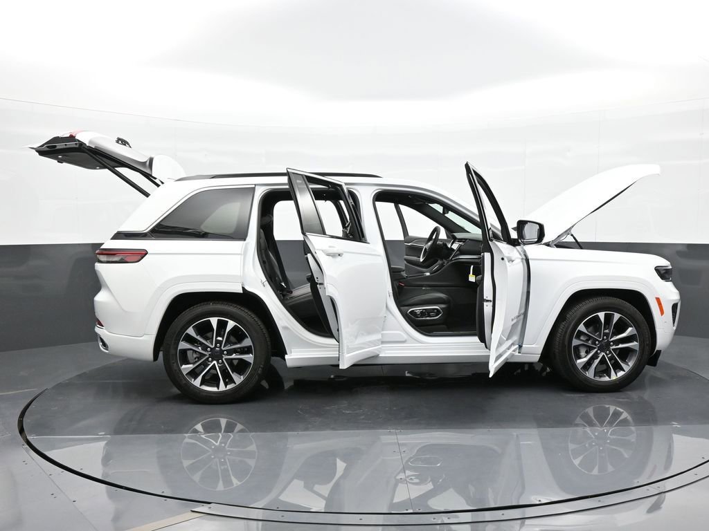 Used 2024 Jeep Grand Cherokee Overland w/ Luxury Tech Group IV image 75