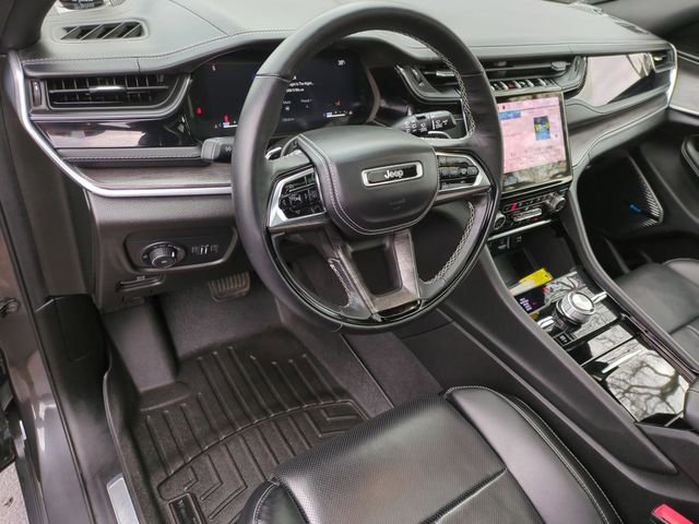 Certified 2022 Jeep Grand Cherokee Overland w/ Adv Protech Group III image 11