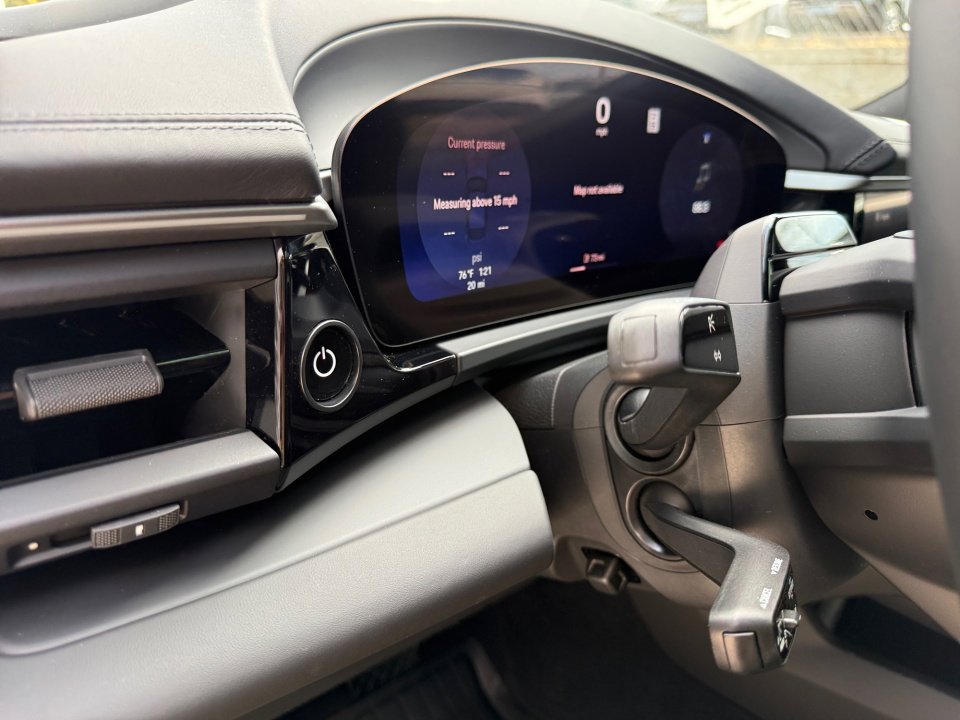 New 2026 Porsche Macan 4 Electric image 23
