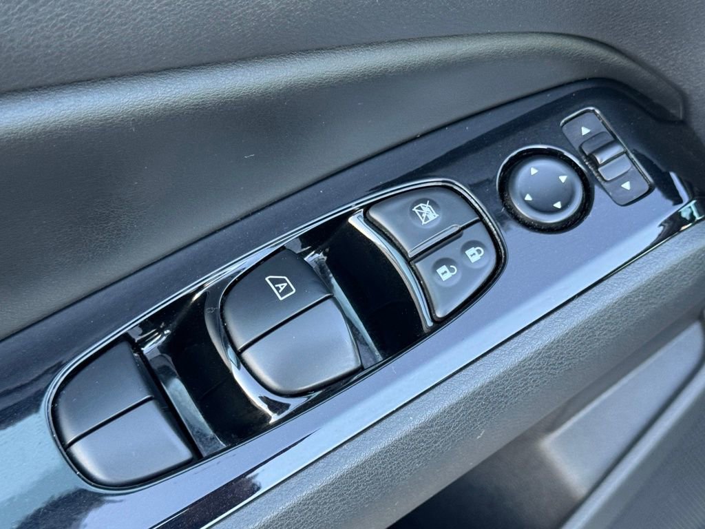 Used 2024 Nissan Altima 2.5 SR image 18