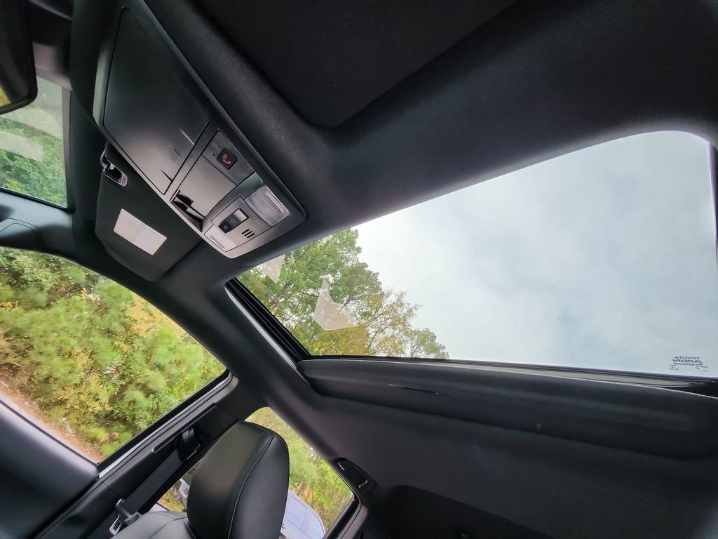 Used 2023 Toyota Tacoma Limited image 23