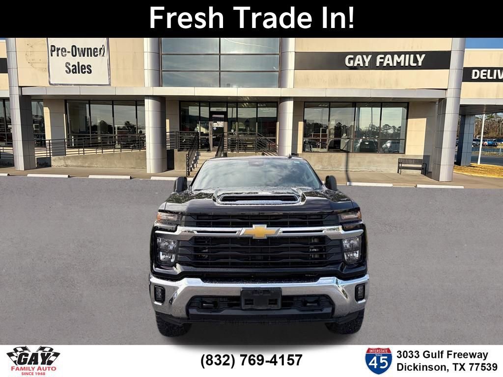 Used 2024 Chevrolet Silverado 2500 LT w/ Texas Edition image 2