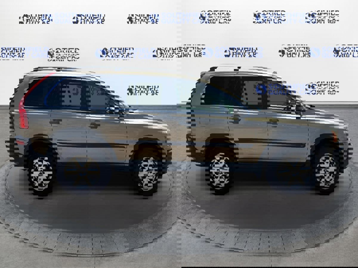 Used 2004 Volvo XC90 2.5T image 8