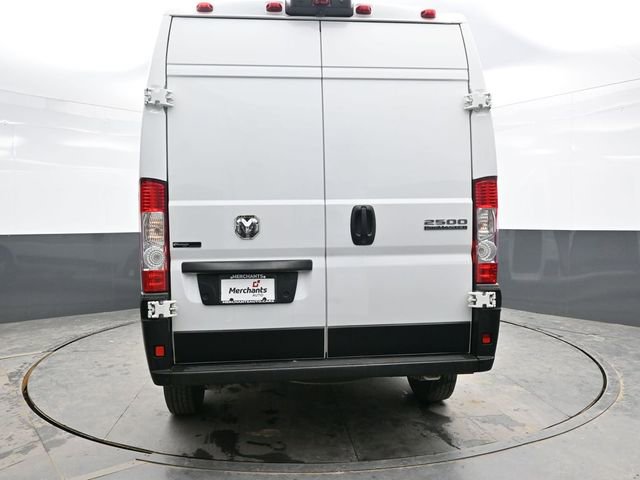 Used 2025 RAM ProMaster 2500 w/ Convenience Group image 43