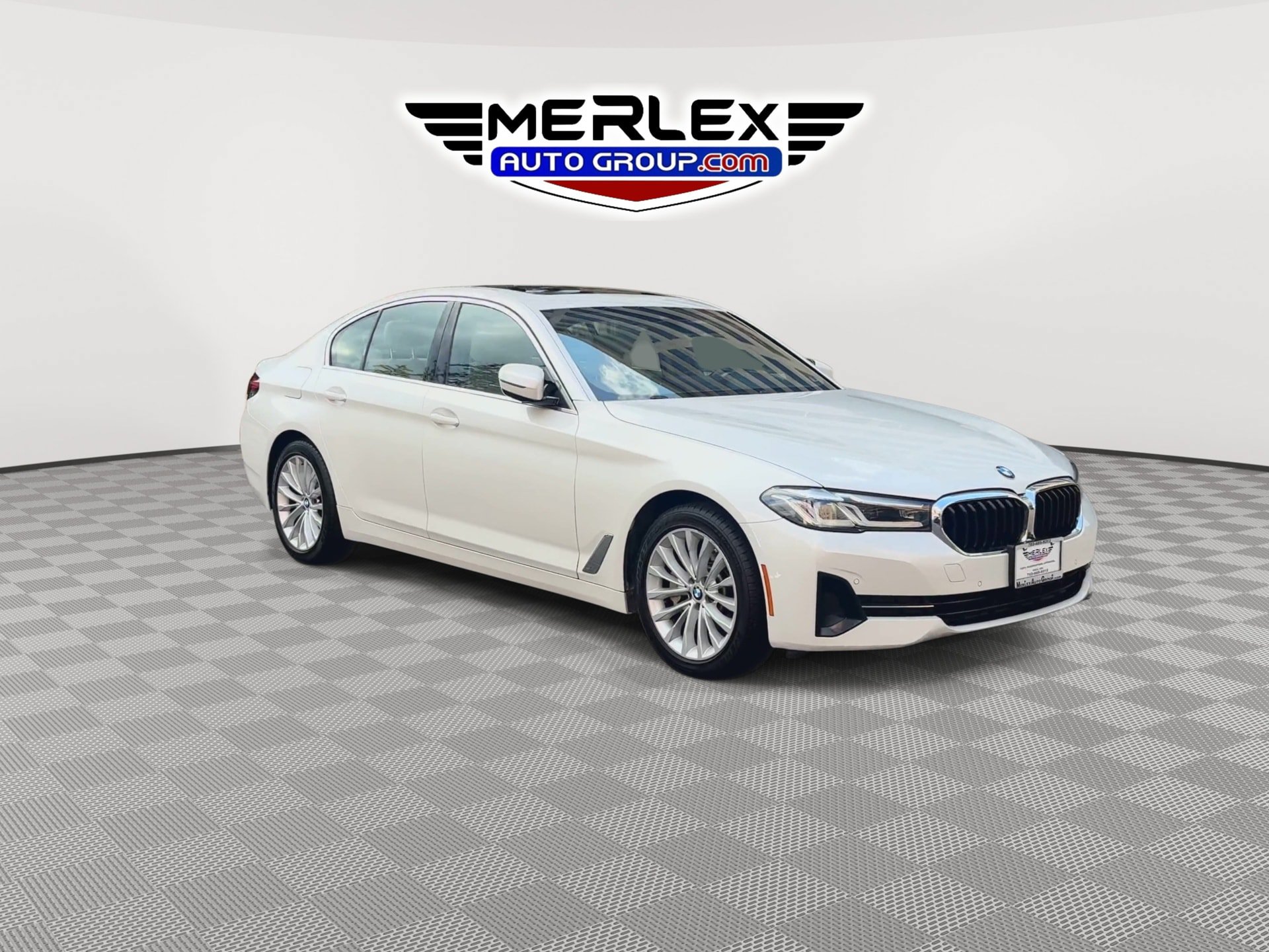 Used 2021 BMW 530i RWD image 2