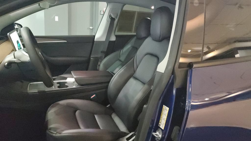 Used 2023 Tesla Model Y Long Range AWD/4WD image 19