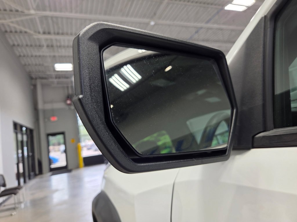 Used 2024 Chevrolet Colorado Trail Boss w/ Advanced Trailering Package AWD/4WD image 18