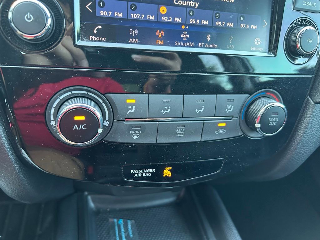 Used 2018 Nissan Rogue S FWD image 26