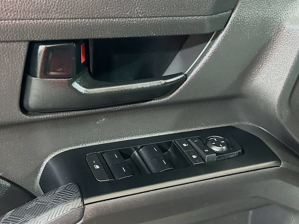 Used 2025 Toyota Tacoma SR5 RWD image 15