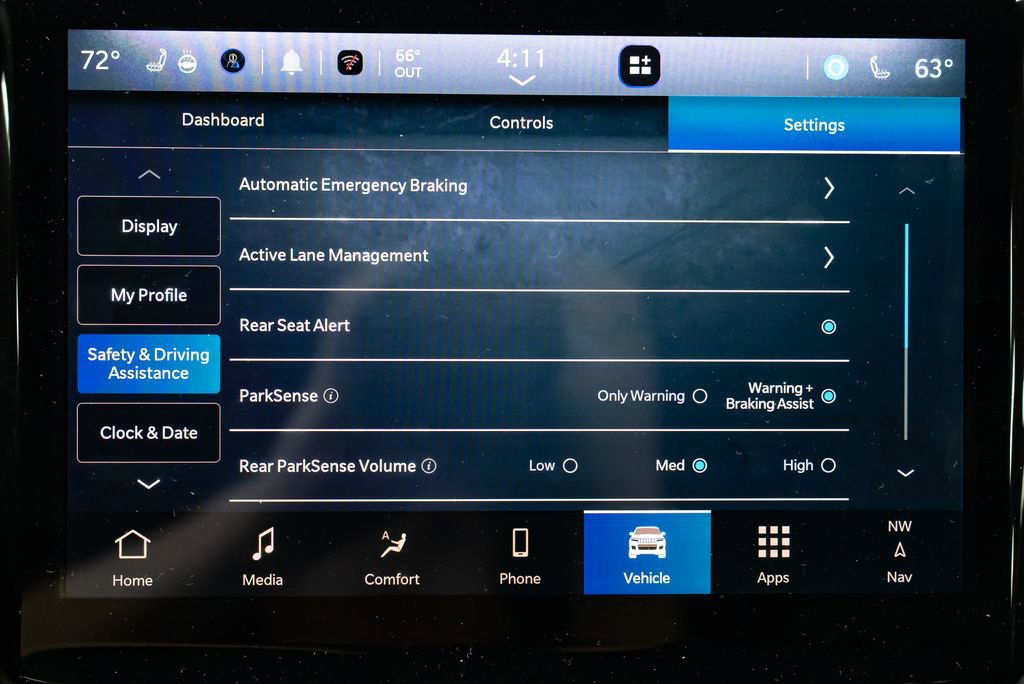 New 2025 Jeep Grand Cherokee L Limited w/ Trailer Tow Package image 19