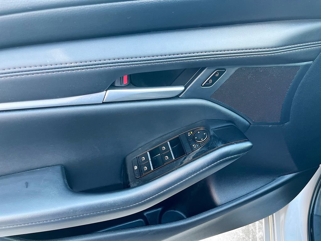 Used 2025 MAZDA MAZDA3 s image 17