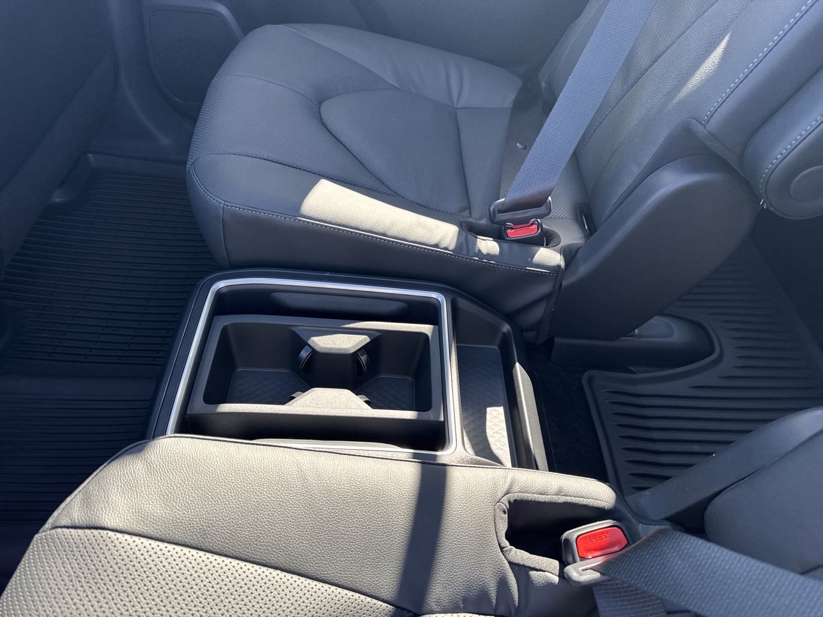 New 2025 Toyota Grand Highlander AWD Hybrid image 29
