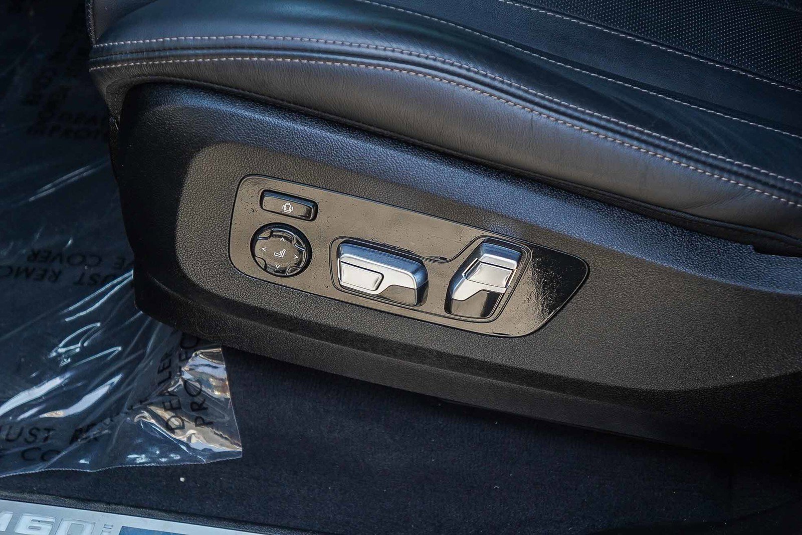 Used 2024 BMW X7 M60i w/ Executive Package AWD/4WD image 24
