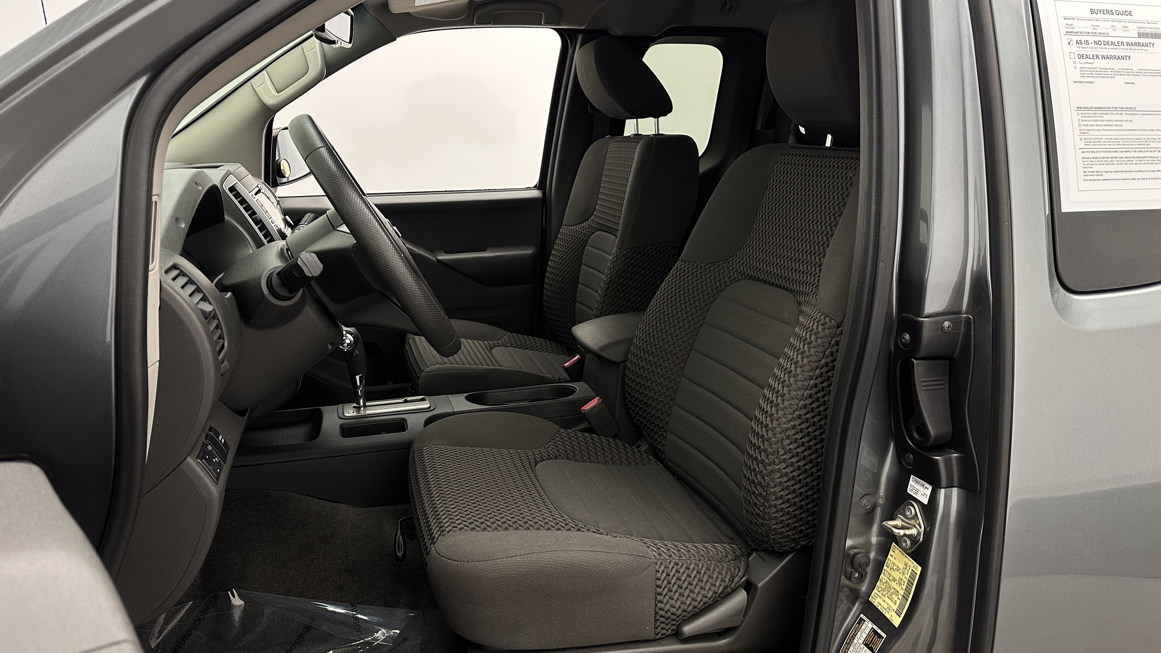 Used 2017 Nissan Frontier SV RWD image 14