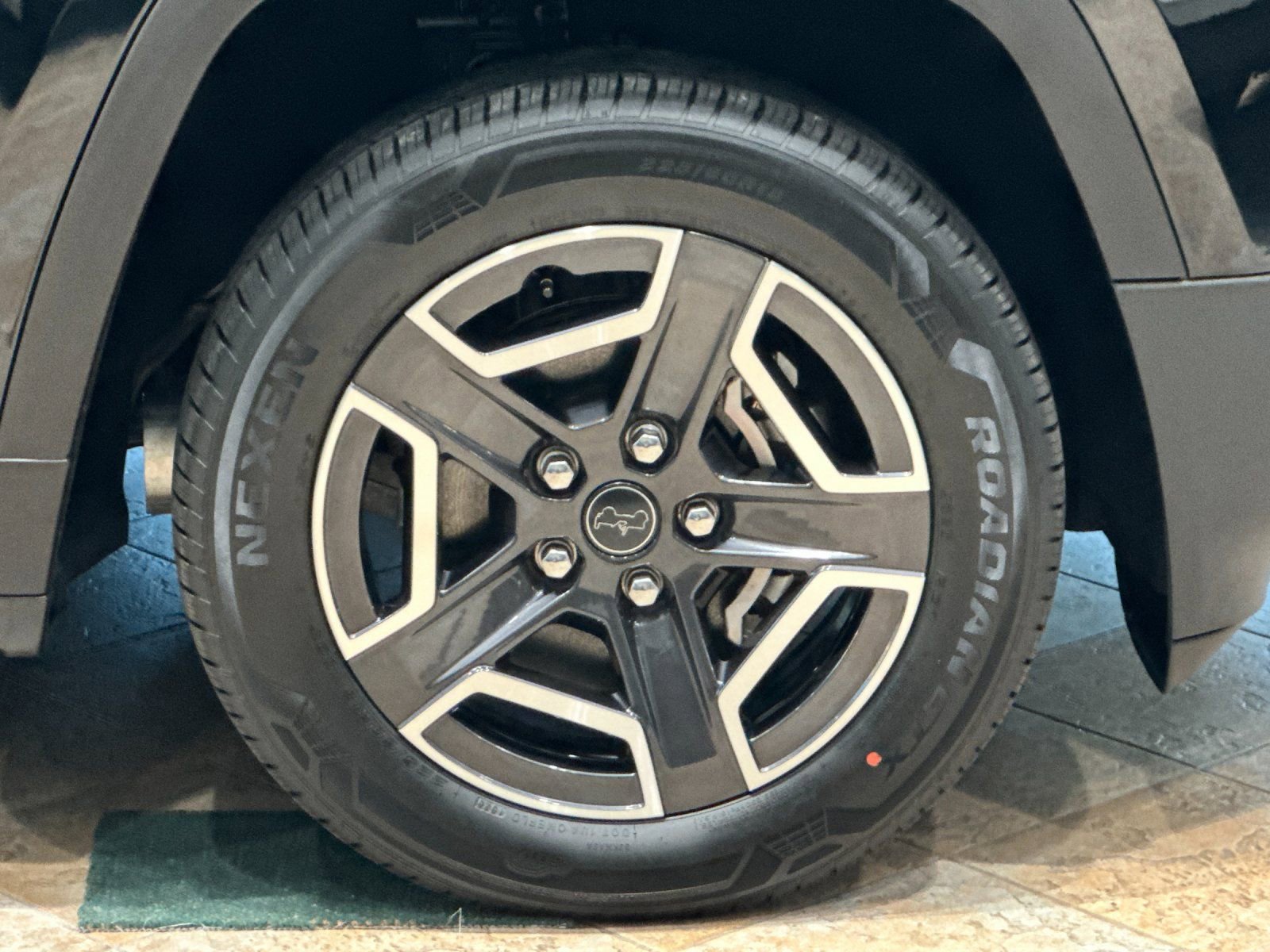 New 2026 Jeep Cherokee Limited image 21