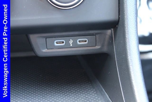 Used 2024 Volkswagen Jetta S image 34