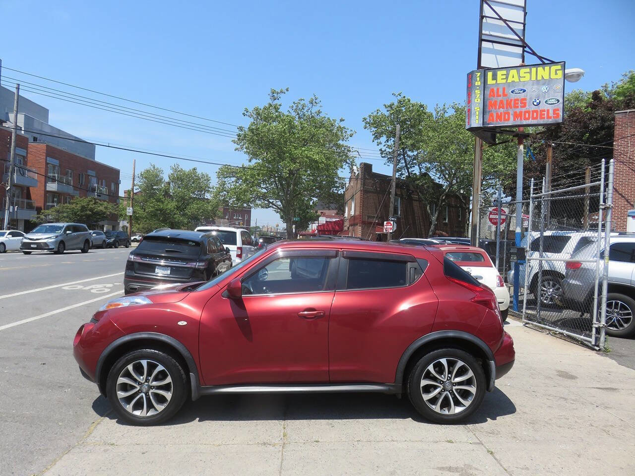 Used 2011 Nissan Juke SL AWD/4WD image 7