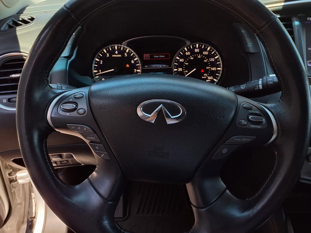 Used 2016 INFINITI QX60 FWD w/ Deluxe Technology Package image 12