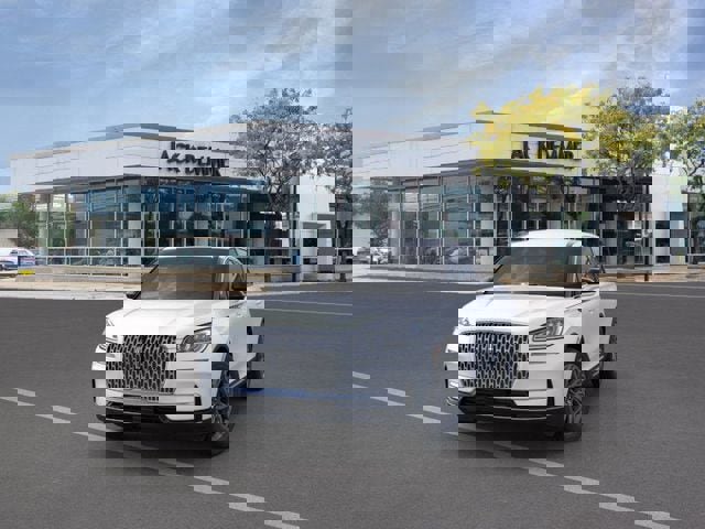 New 2025 Lincoln Corsair FWD image 24