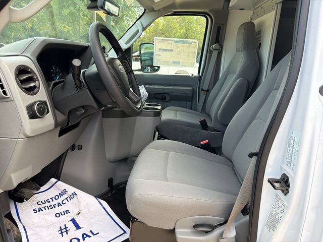 New 2026 Ford E-350 and Econoline 350 Super Duty w/ Power Equipment Group RWD image 18