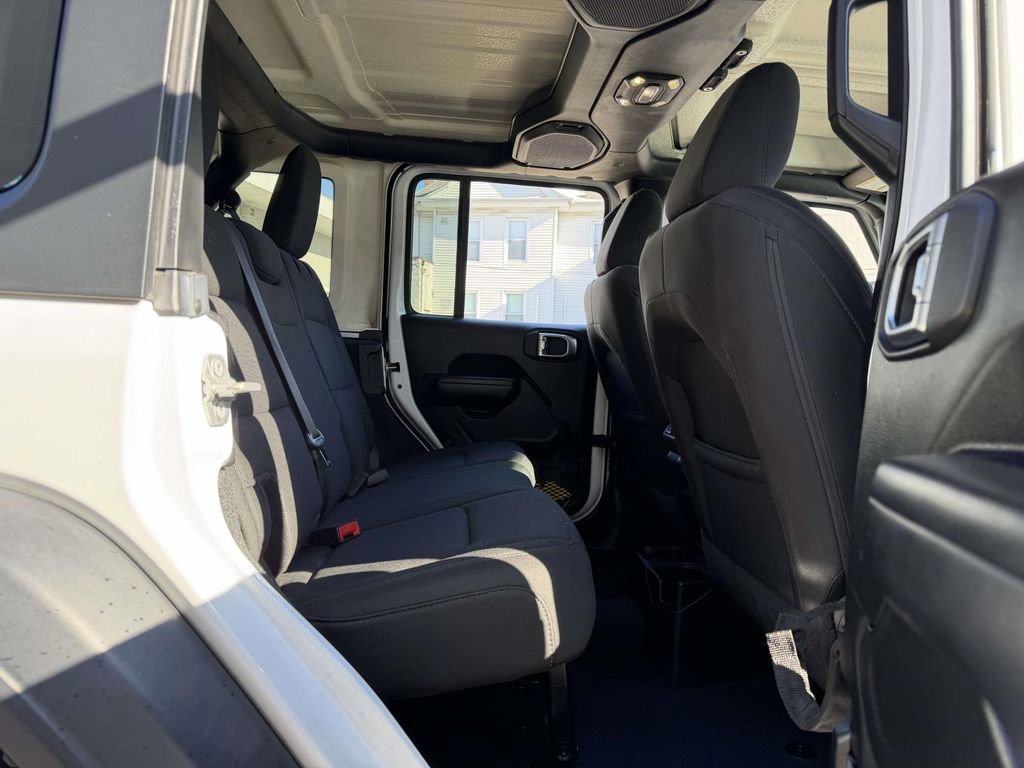 Used 2019 Jeep Wrangler Unlimited Sport S image 14