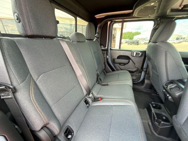 New 2026 Jeep Gladiator Sport AWD/4WD image 27