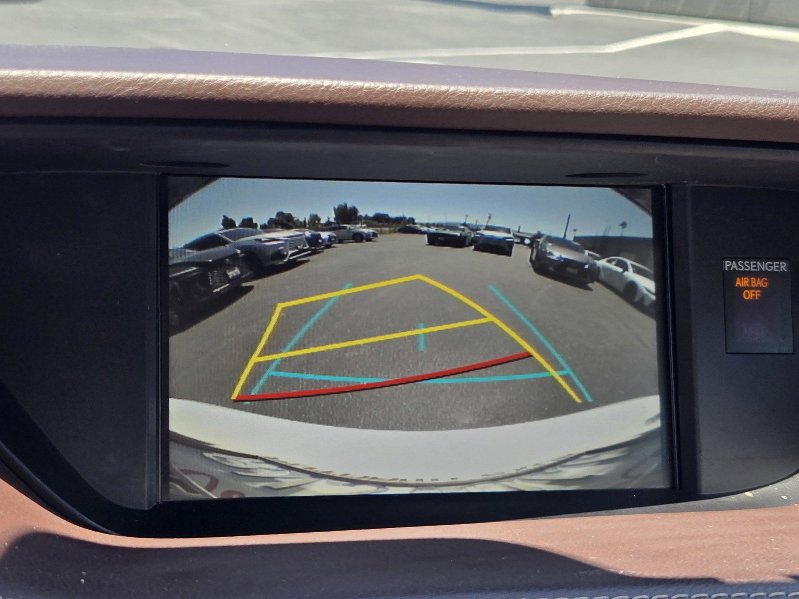 Used 2017 Lexus ES 300h w/ Navigation System Package FWD image 16