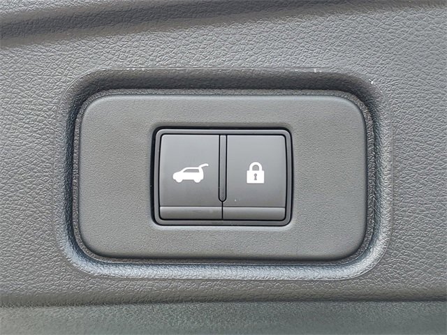 New 2025 Nissan Pathfinder SV w/ Black Appearance Package image 9