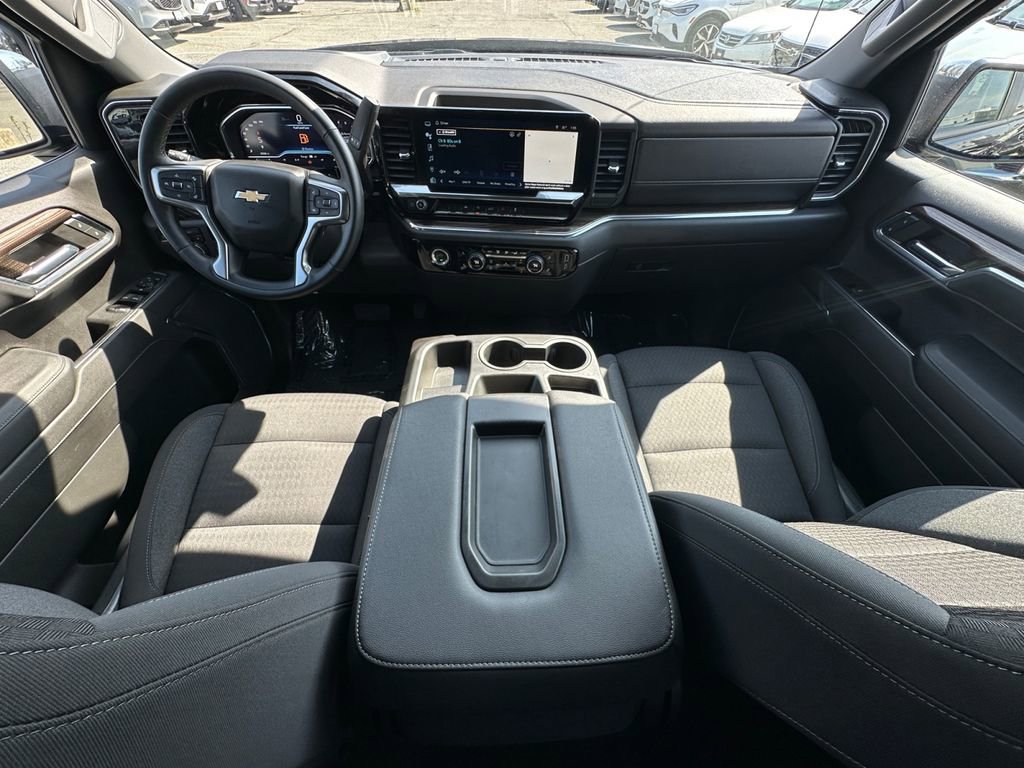 Used 2023 Chevrolet Silverado 1500 LT image 23