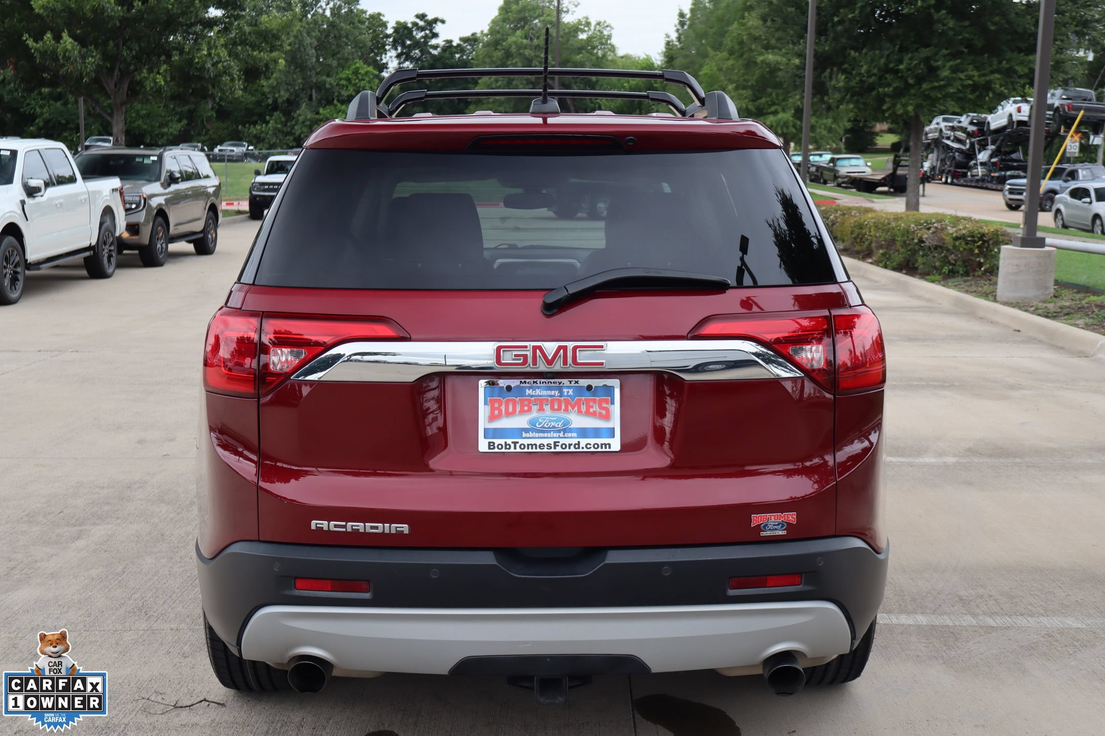 Used 2017 GMC Acadia SLT FWD image 4