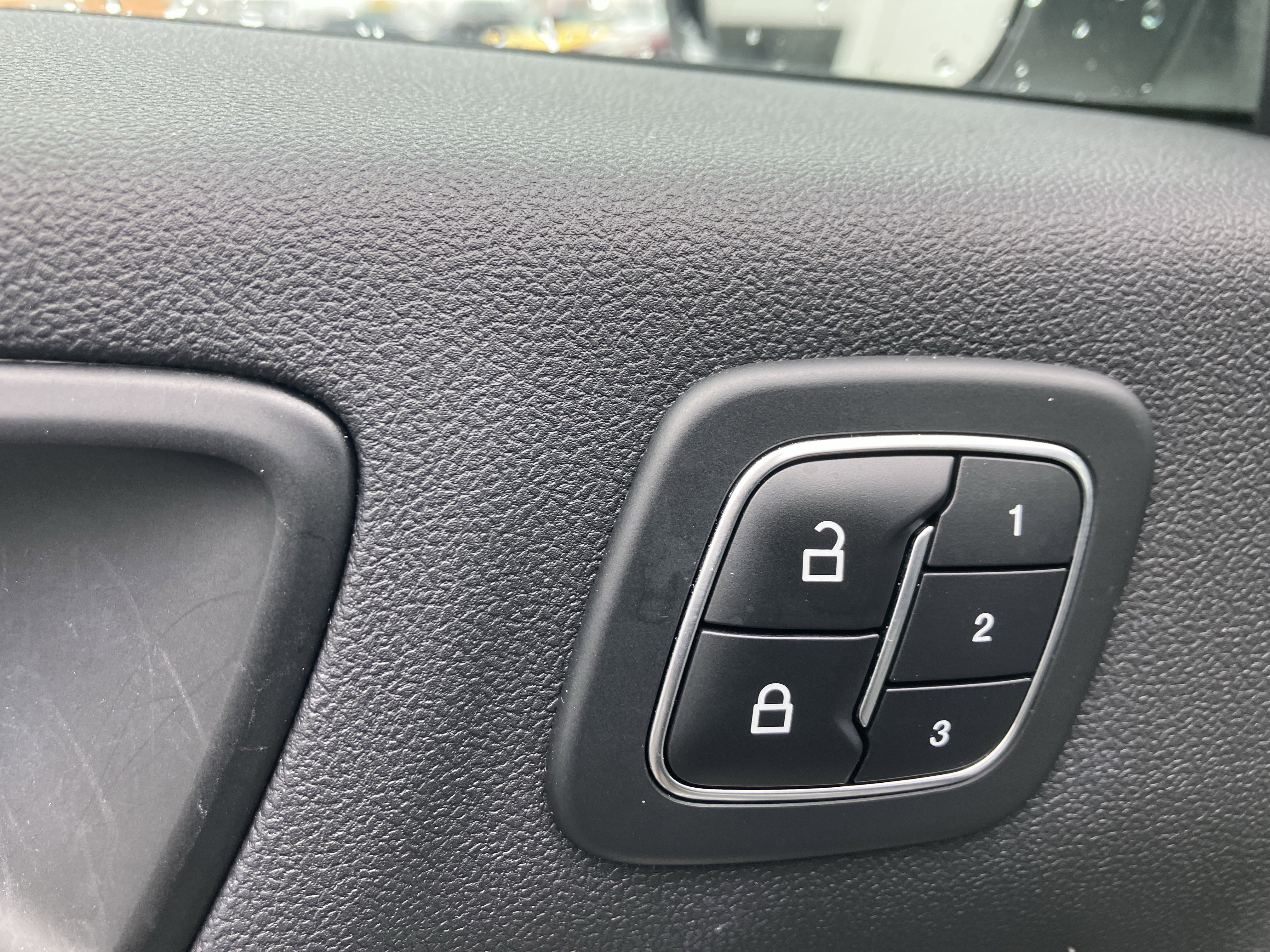 Used 2023 Ford Escape Platinum image 19