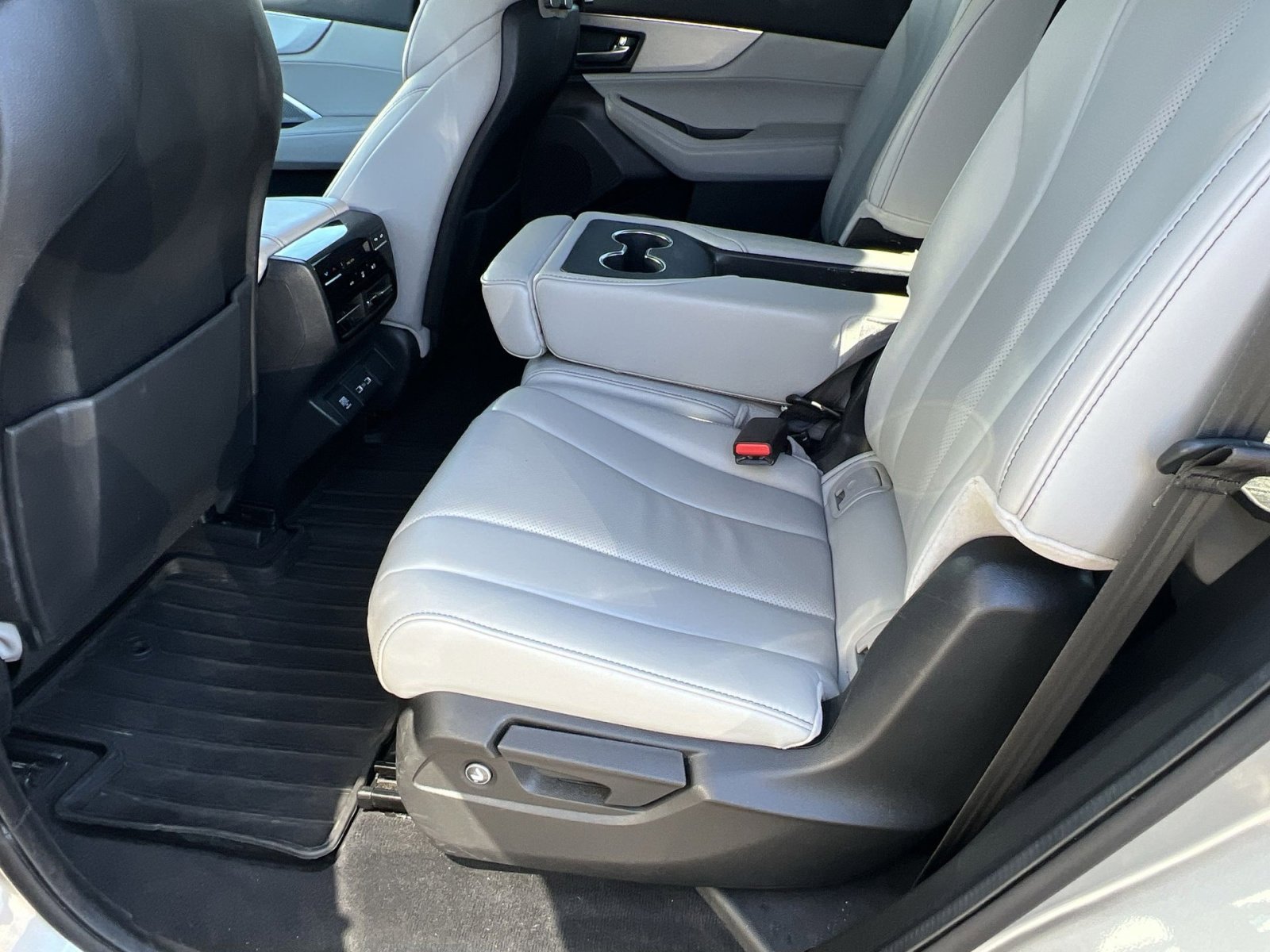 Certified 2023 Acura MDX w/Technology Package image 26