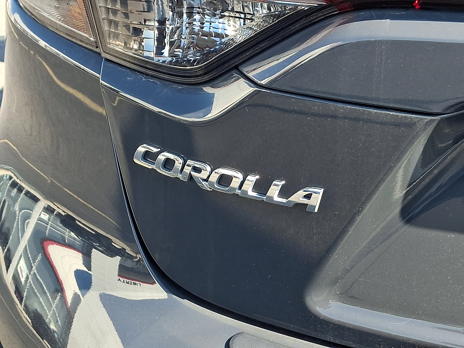 Used 2023 Toyota Corolla XSE w/ Carpet Mat Package (TMS) image 33