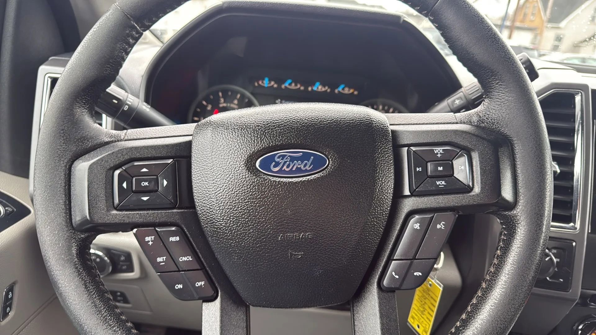 Used 2015 Ford F150 XLT w/ Equipment Group 301A Mid image 15