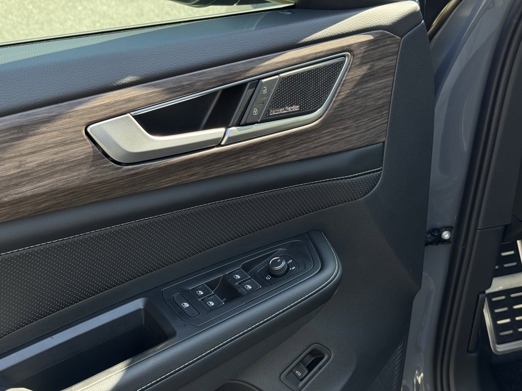New 2026 Volkswagen Atlas SEL Premium R-Line image 19