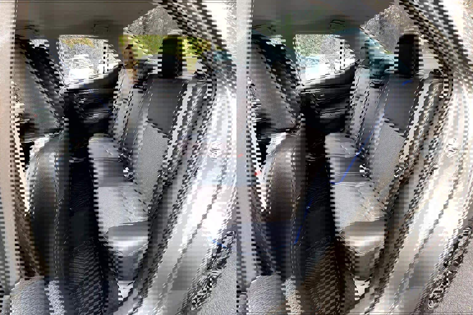 Used 2017 Toyota Corolla SE image 20