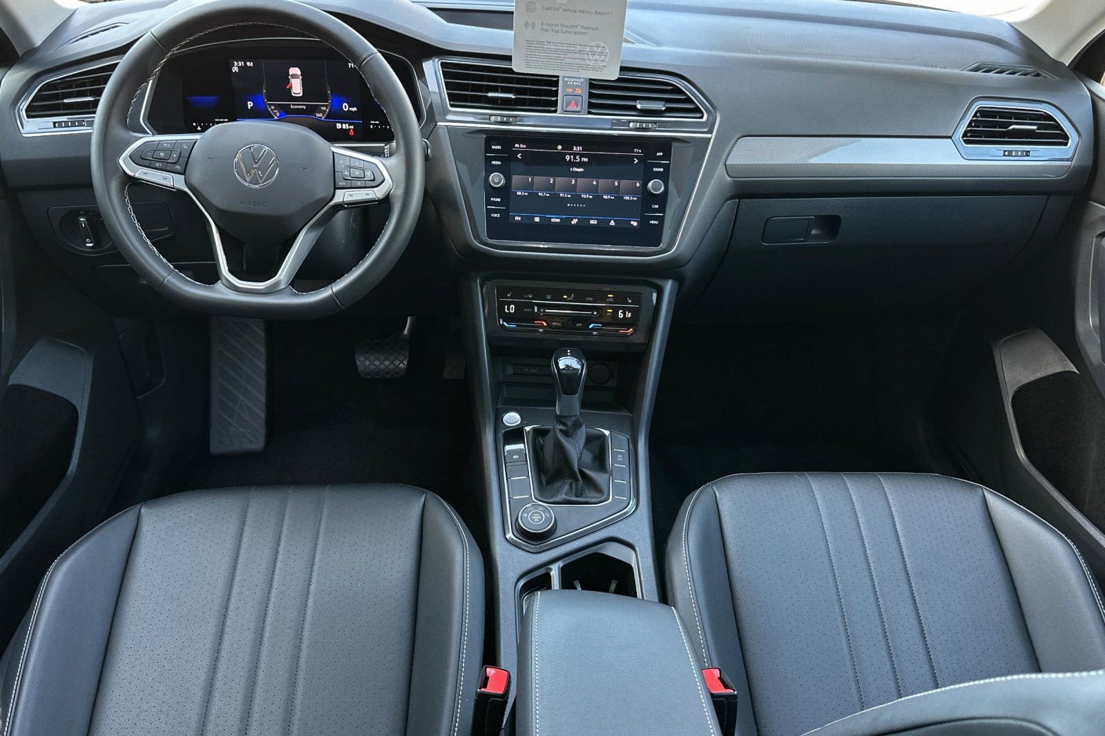 Used 2023 Volkswagen Tiguan SE w/ Panoramic Sunroof Package AWD/4WD image 13
