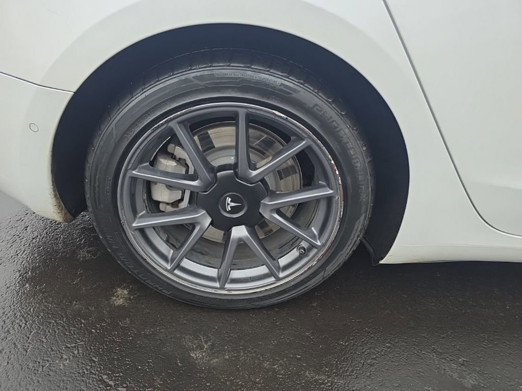 Used 2021 Tesla Model 3 Long Range image 10