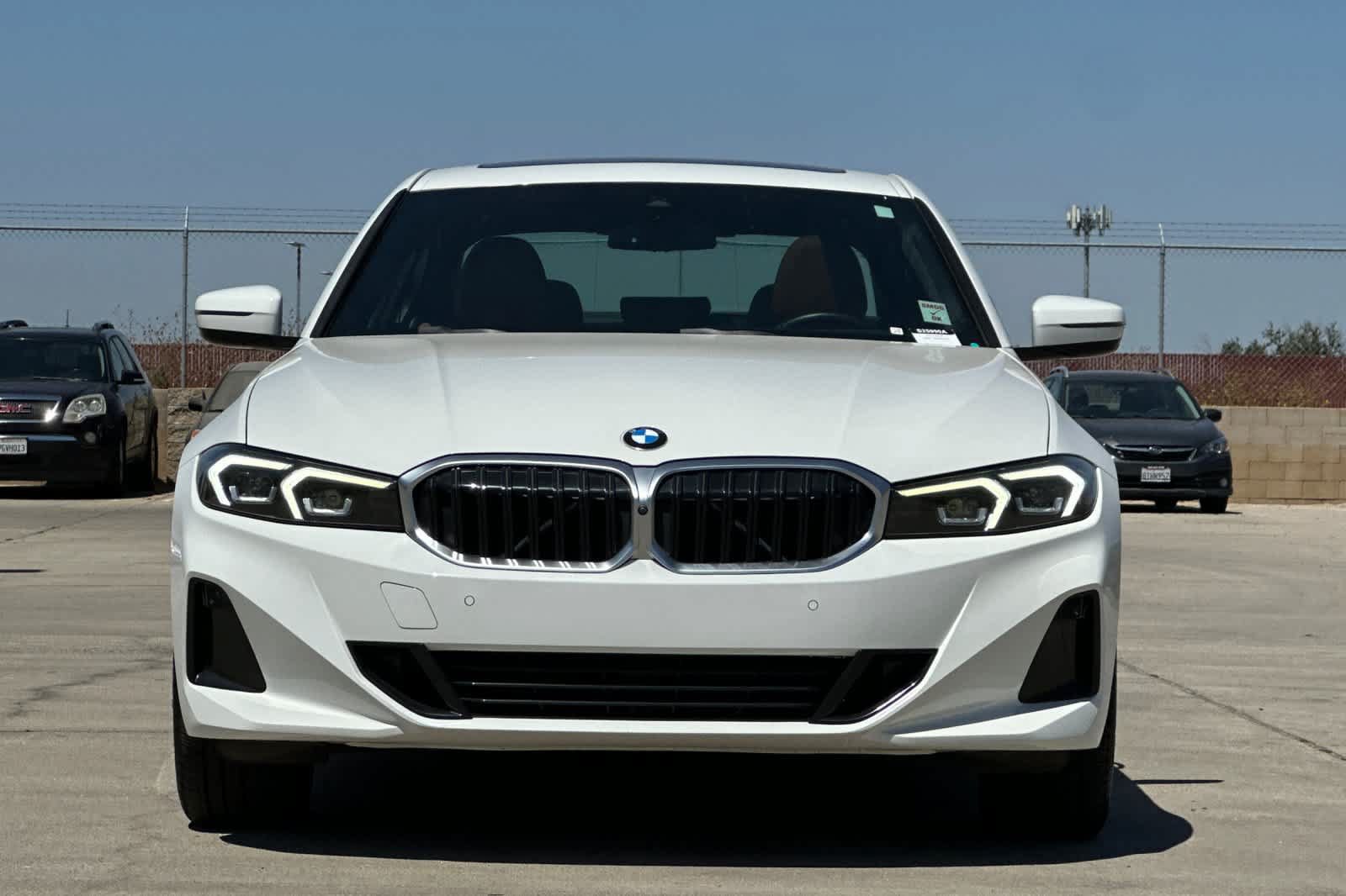Used 2023 BMW 330i Sedan w/ Parking Assistance Package RWD image 8