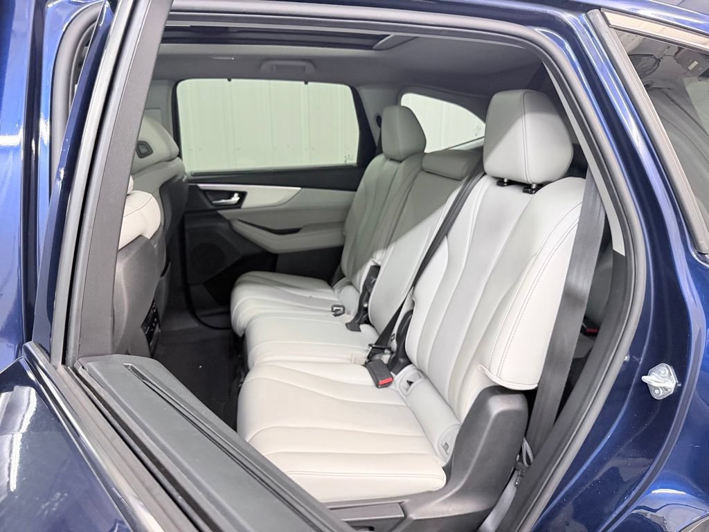 Used 2022 Acura MDX FWD w/ Technology Package image 32