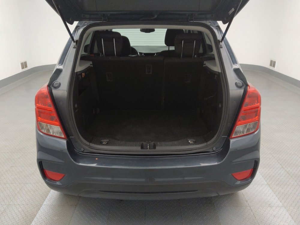 Used 2021 Chevrolet Trax LS w/ Tint and Cruise Package image 29