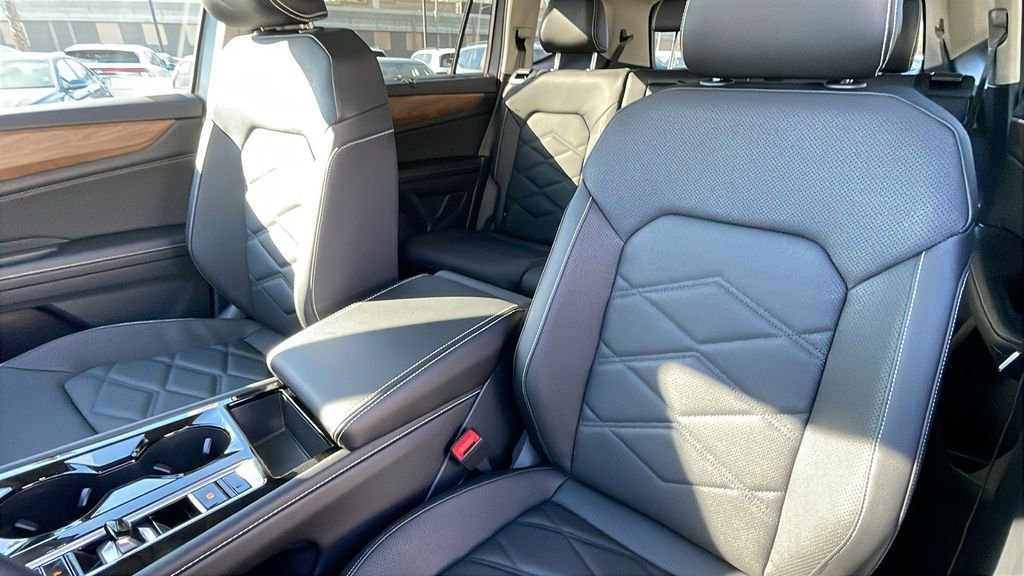 New 2026 Volkswagen Atlas SE FWD image 15