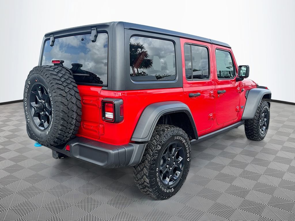 Used 2023 Jeep Wrangler Unlimited w/ Cold Weather Group AWD/4WD image 6